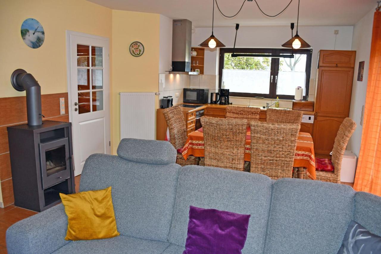 Schoenes Ferienhaus Mit Kamin Und Sauna Im Ostseebad Sellin Eksteriør billede